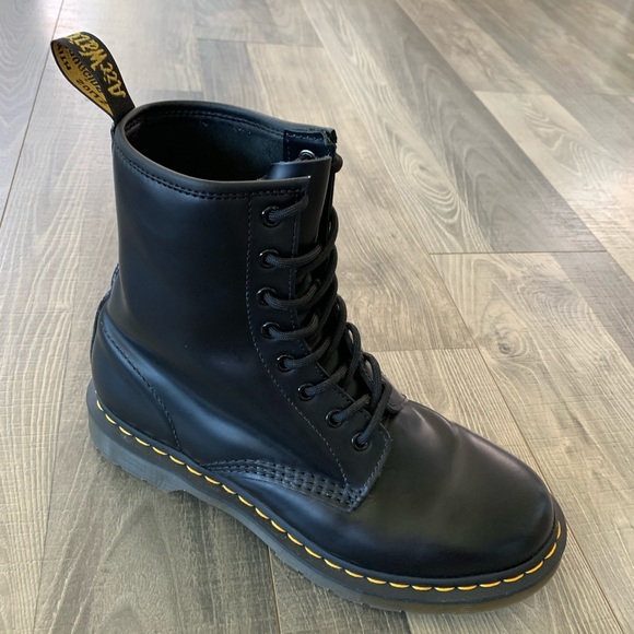 Dr. Martens Shoes - Dr. Martens 1460 W Smooth Leather Lace Up Boots